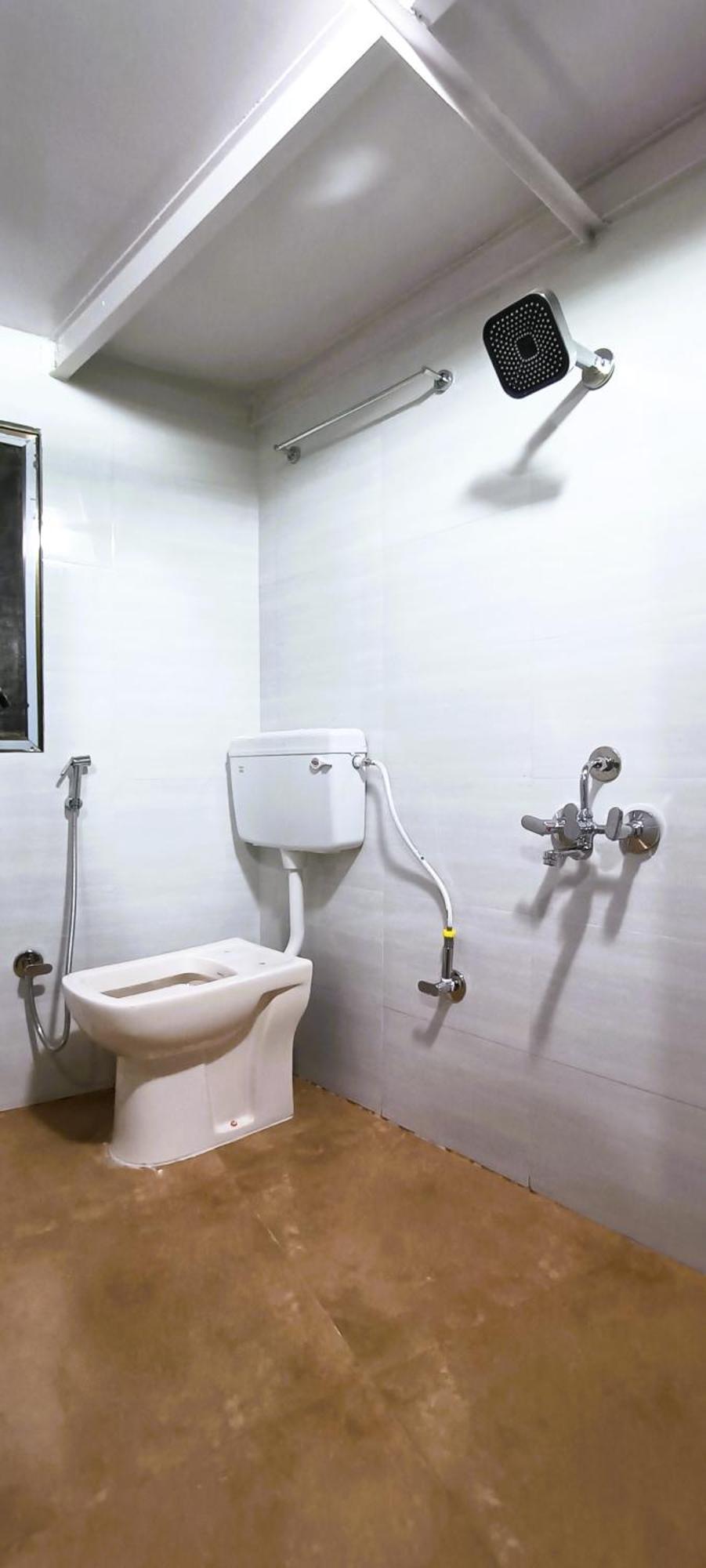 The Aroma Backpackers Mumbai