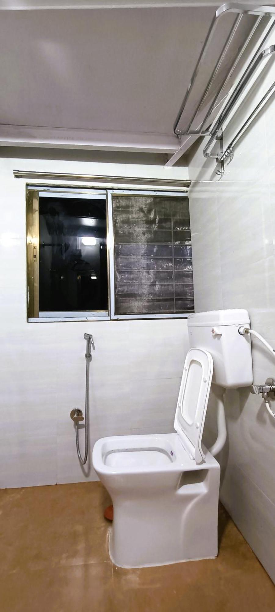 The Aroma Backpackers Hostel *