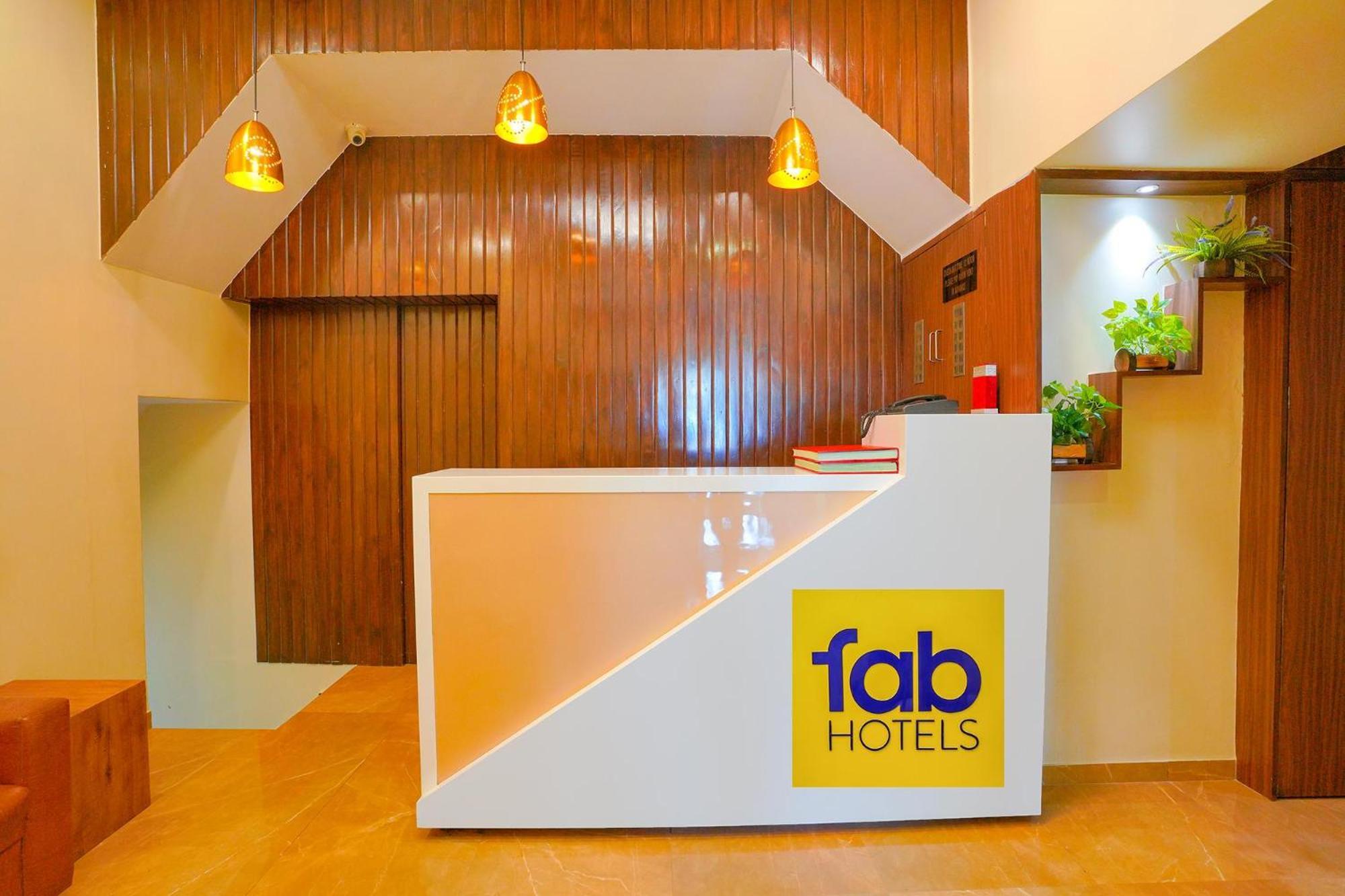 Fabexpress Colaba Grand - 700m From Gateway Of India Hotel Mumbai