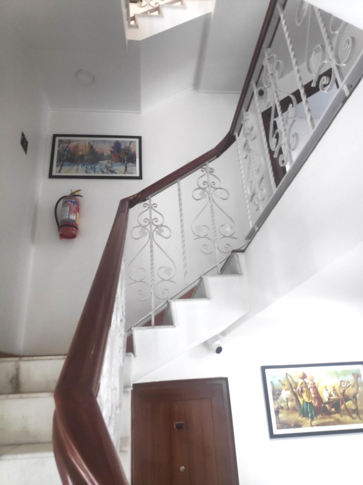 White House By Maxxvalue Service Bandra Apartamento *