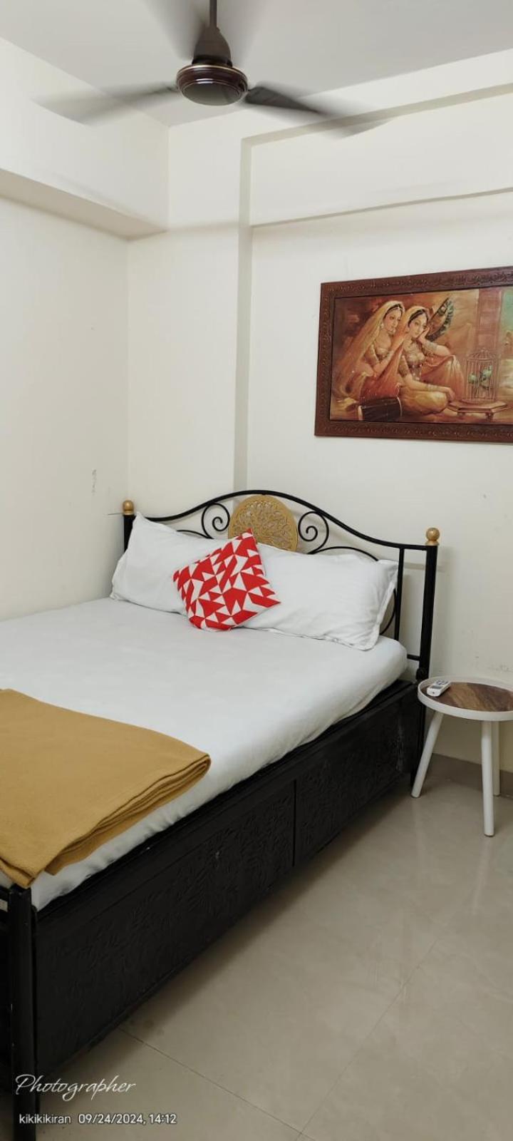 Apartment 1br In Lower Parel *