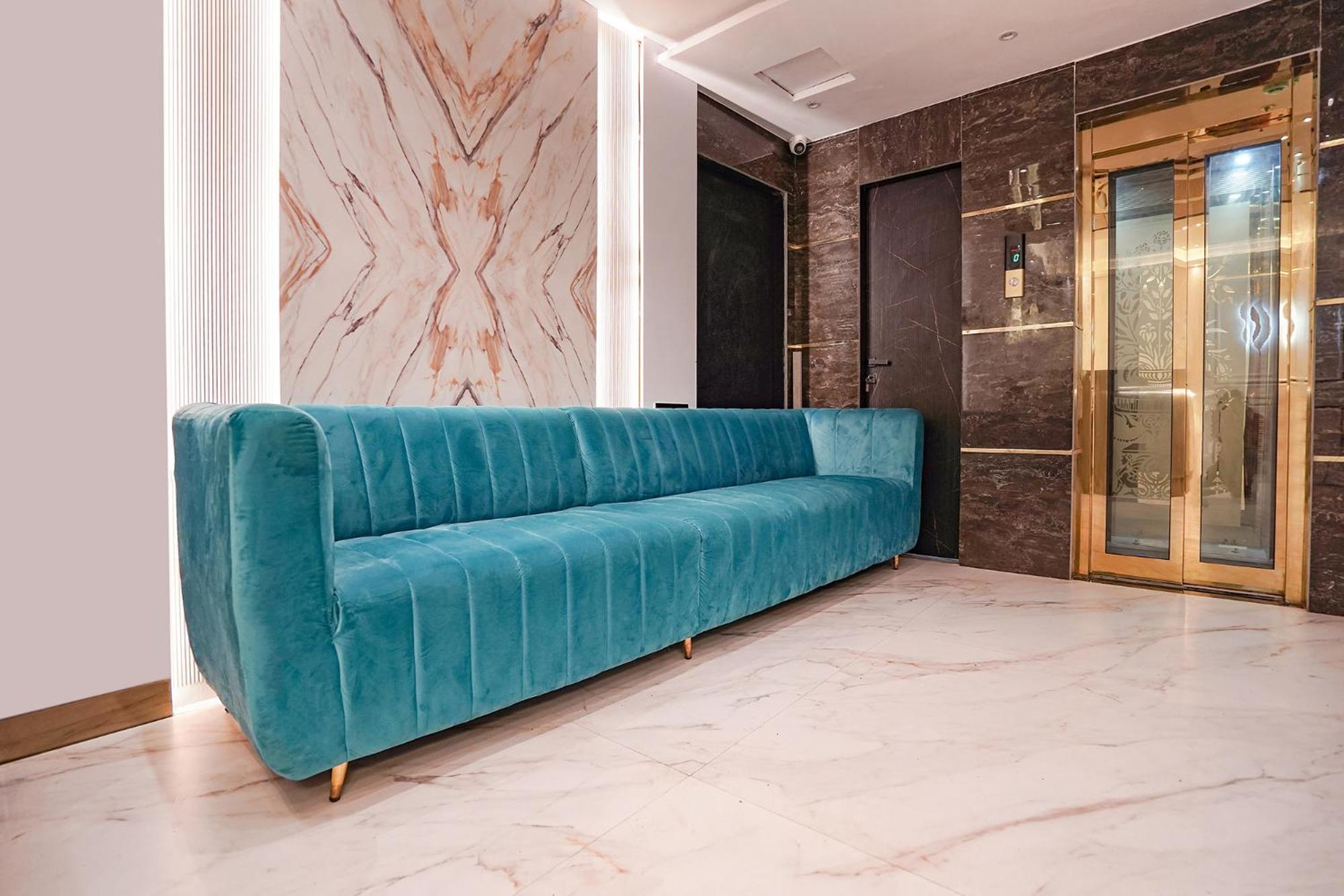 Fabhotel Well Back - Nr Bkc