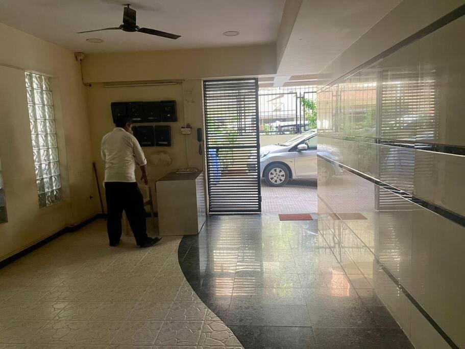 Apartment Shubhlaxmi With Sit Out - Linking Rd *