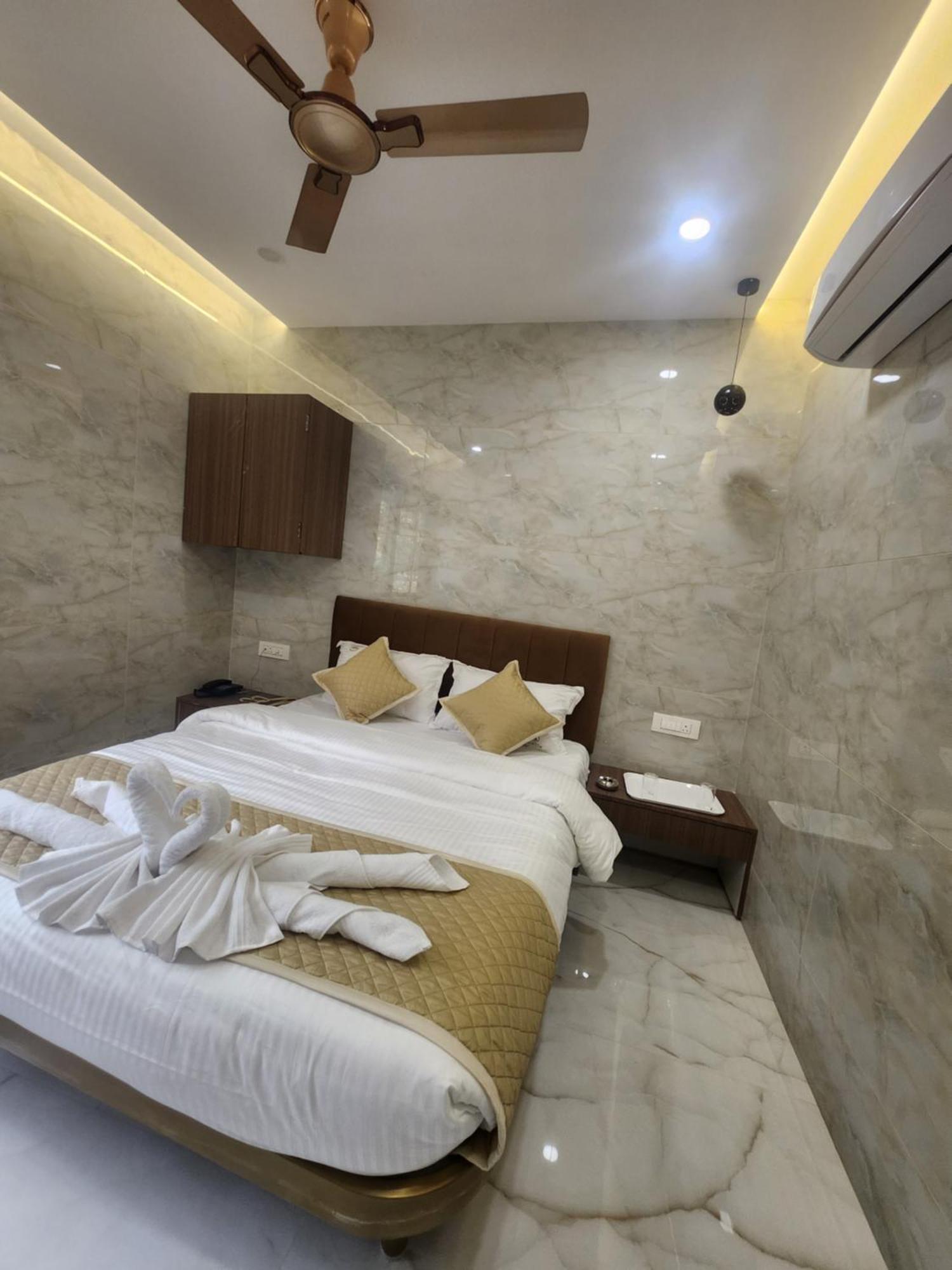 Hostel Elliott *