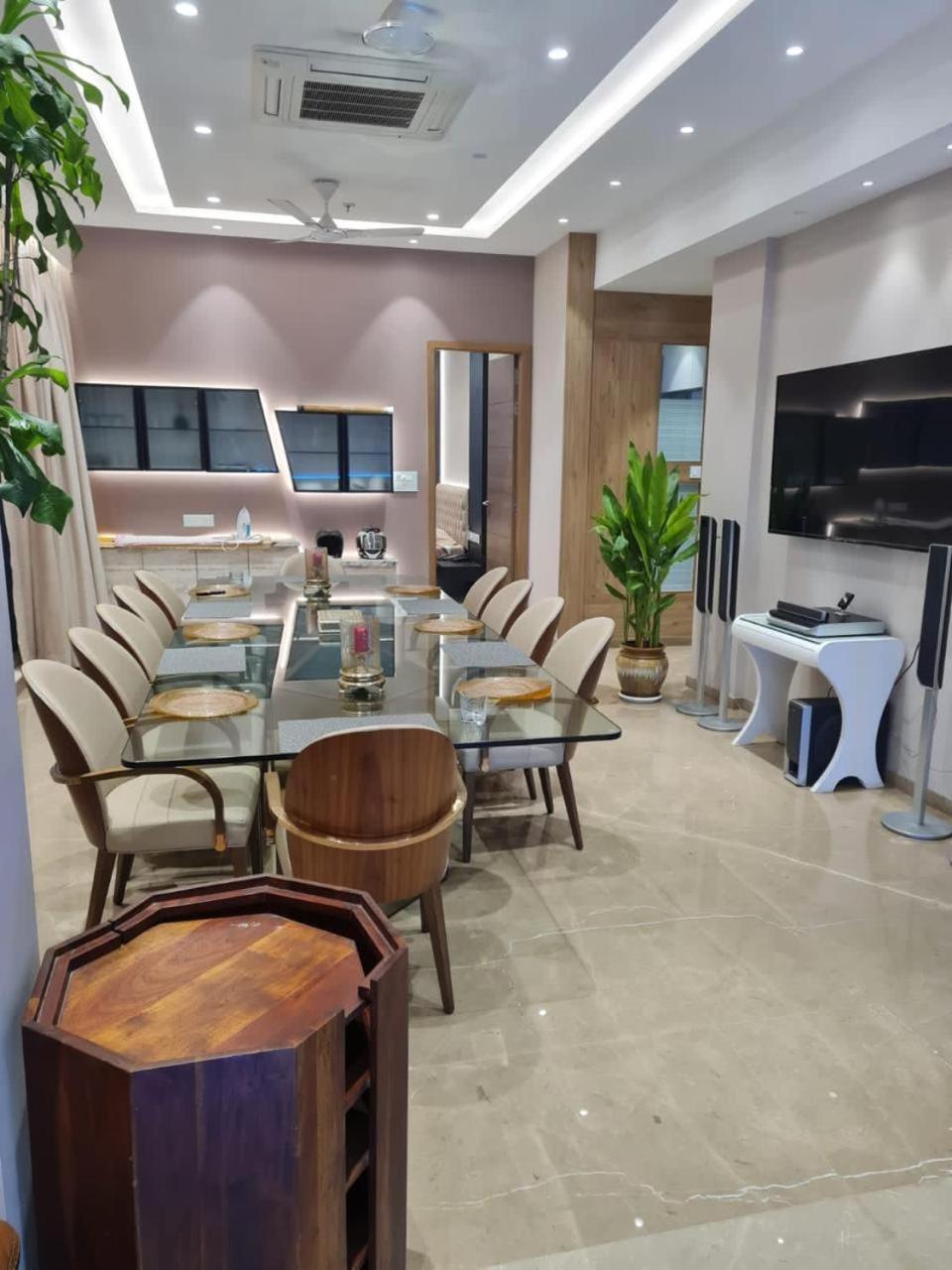Kova Luxury Service