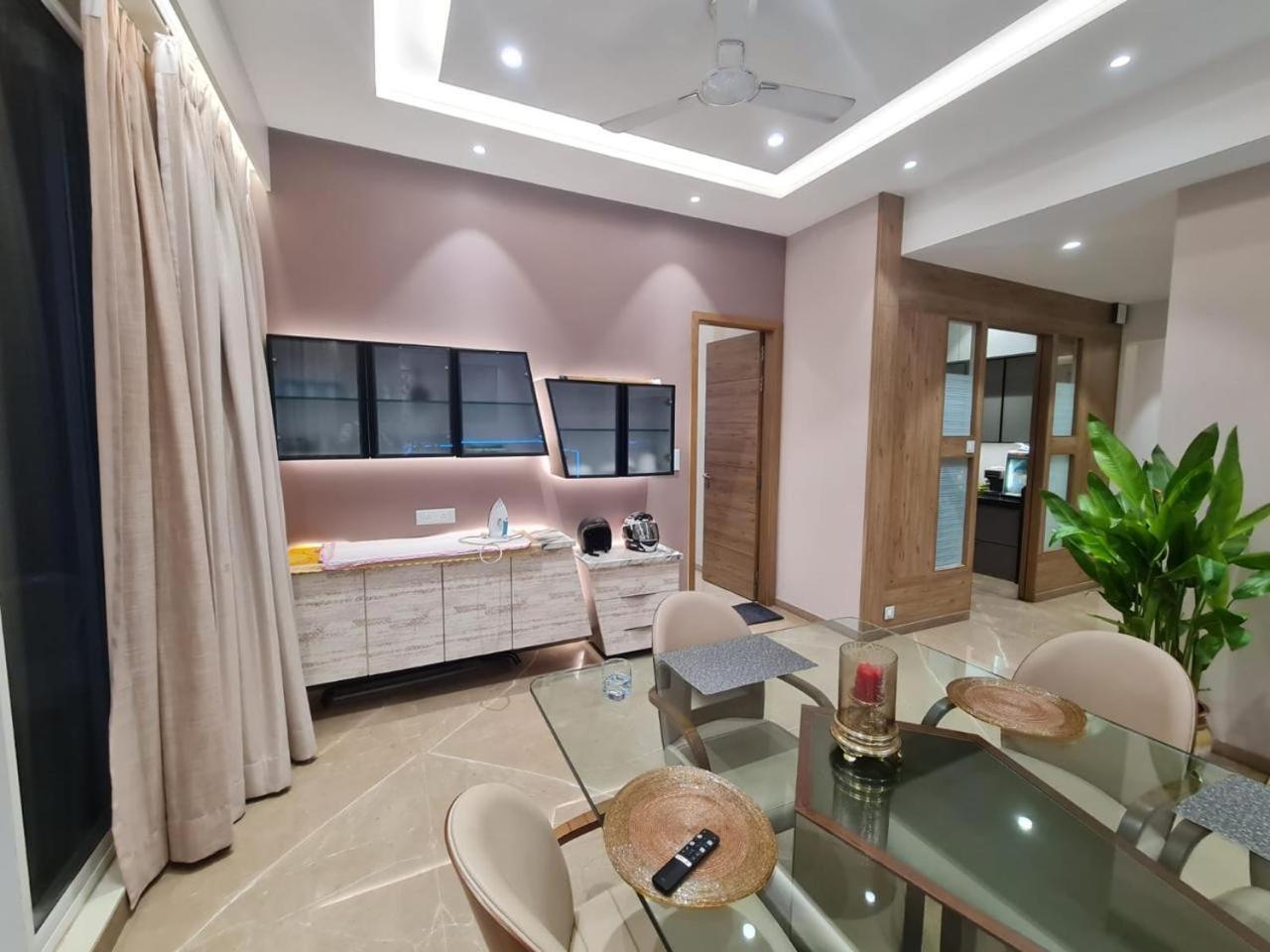 Kova Luxury Service Mumbai