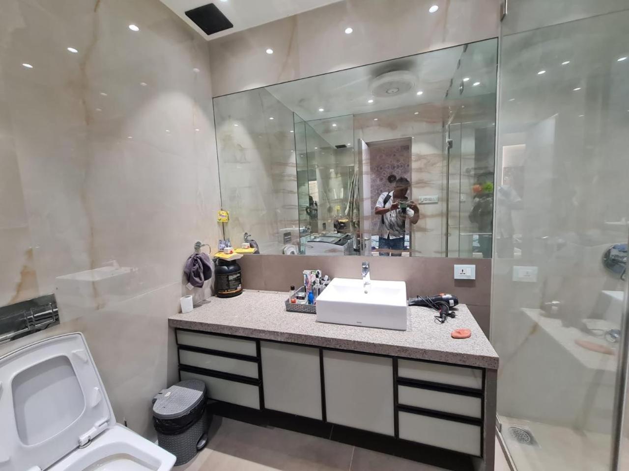 Kova Luxury Service * Mumbai