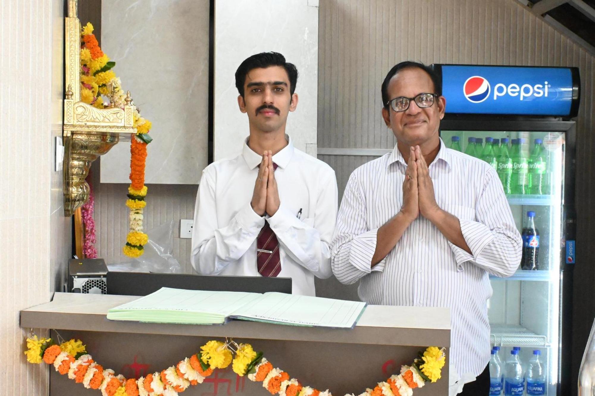 Hostel Shivalas Dormitory And Pg Mumbai