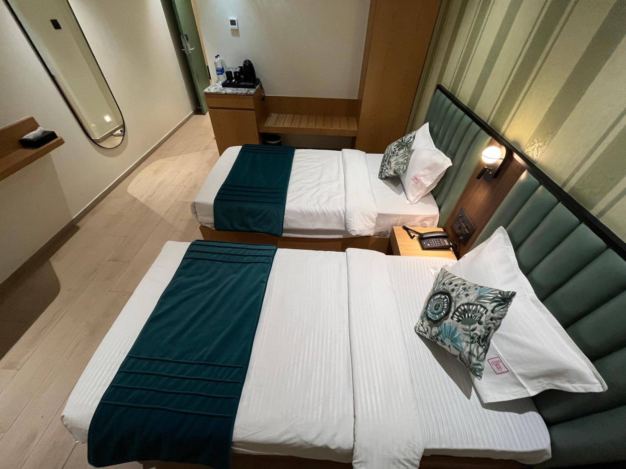 Esquire Near Bkc Hotel 3*