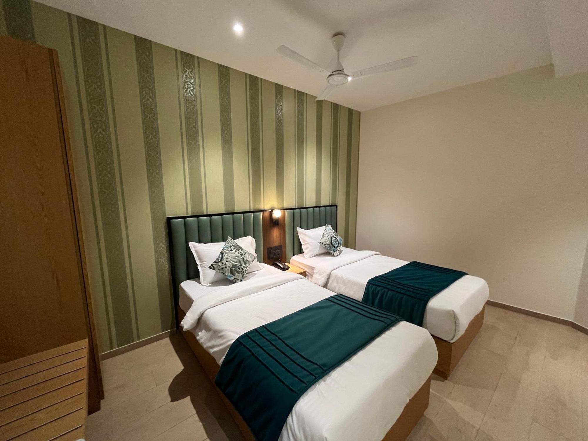 Esquire Near Bkc Hotel Mumbai