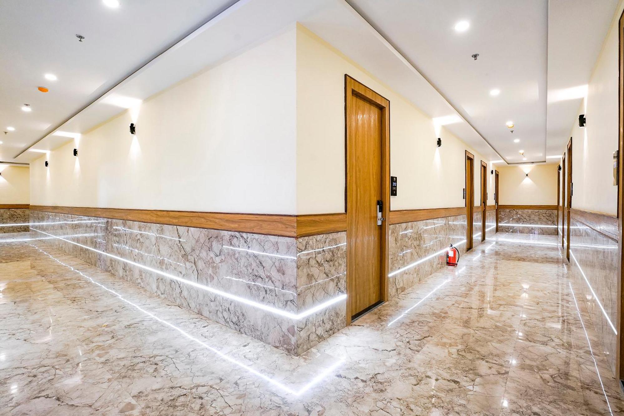 Fabhotel 7 Square - Nr Bkc Hotel 3*