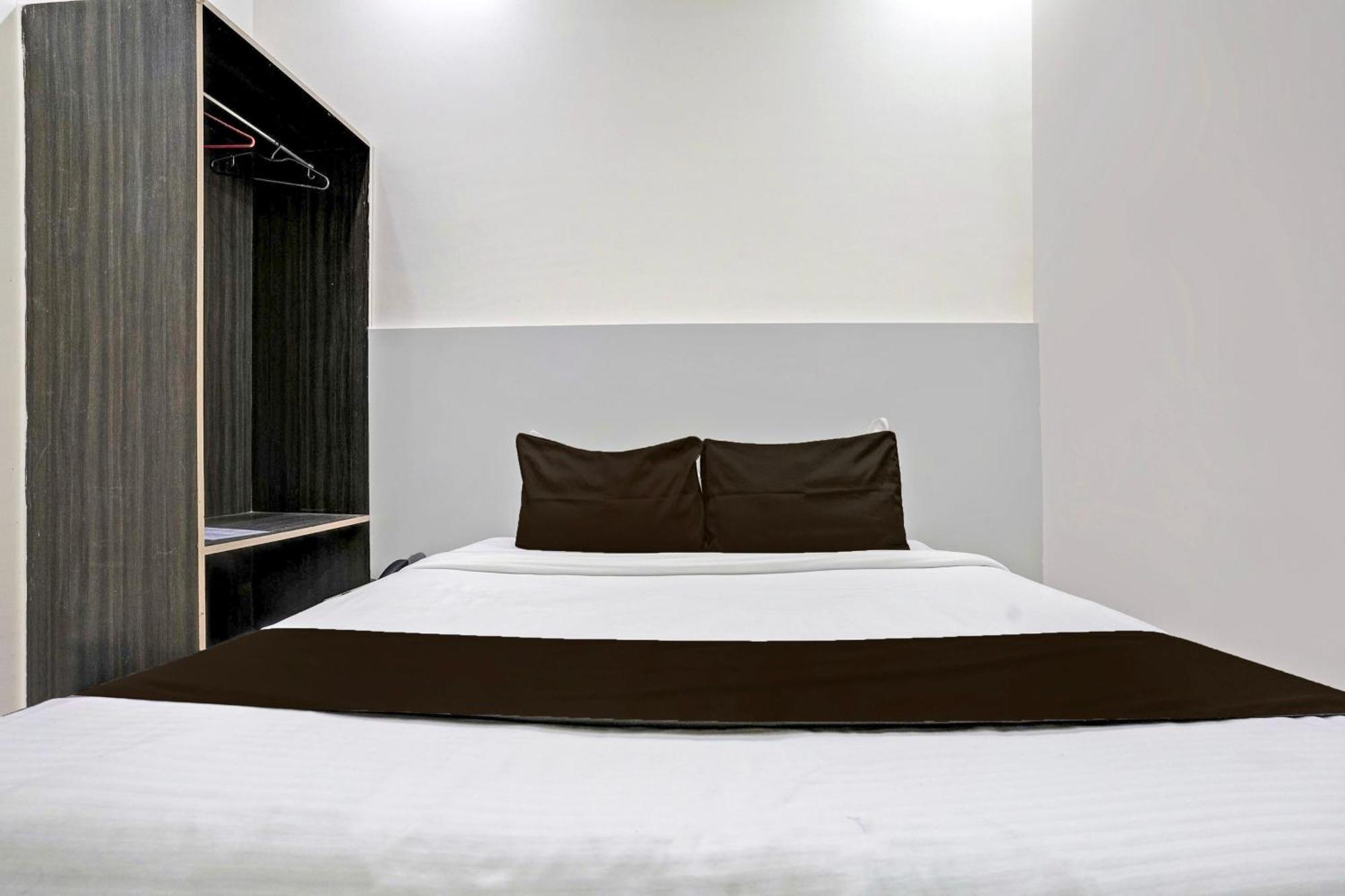 Super O Kailash Park Near Sakinaka Metro Station Hotel 4*
