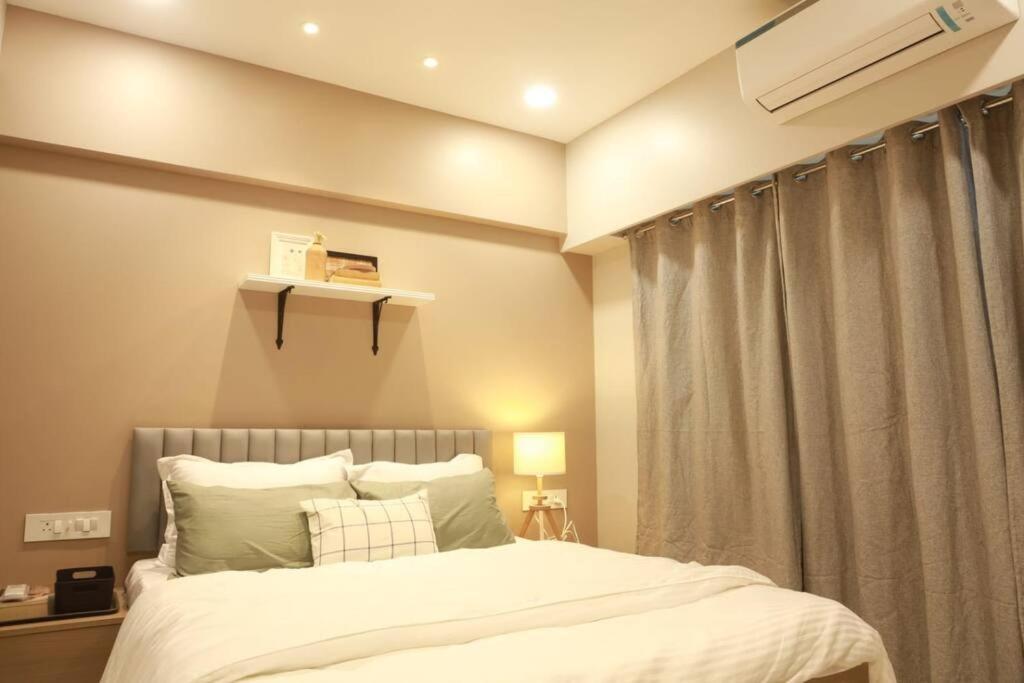 Downtown 2 And Half Bhk Appt Mahalaxmi, 1201 Apartment Mumbai
