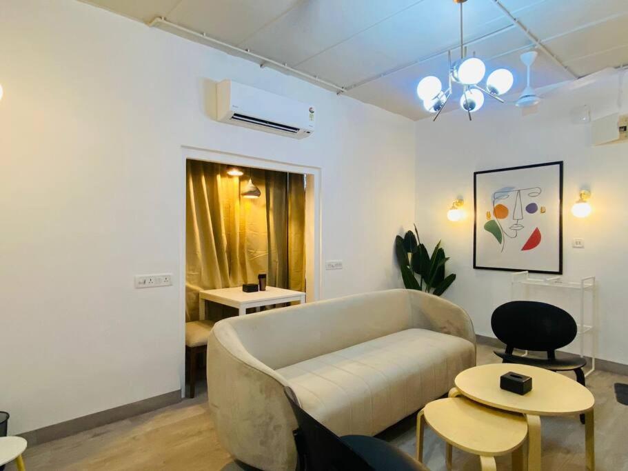 Vera 1bhk Bandra W By The Company Apartment Mumbai