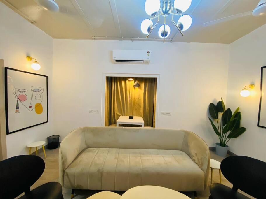 Apartment Vera 1bhk Bandra W By The Company Mumbai