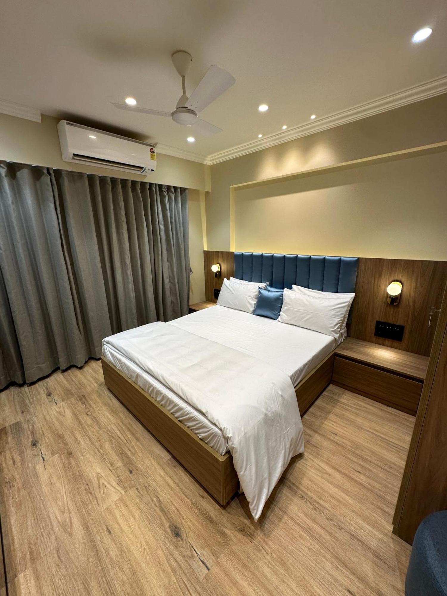 Rudraya Homes - Cozy Premium Serviced Khar - Next To Bandra *