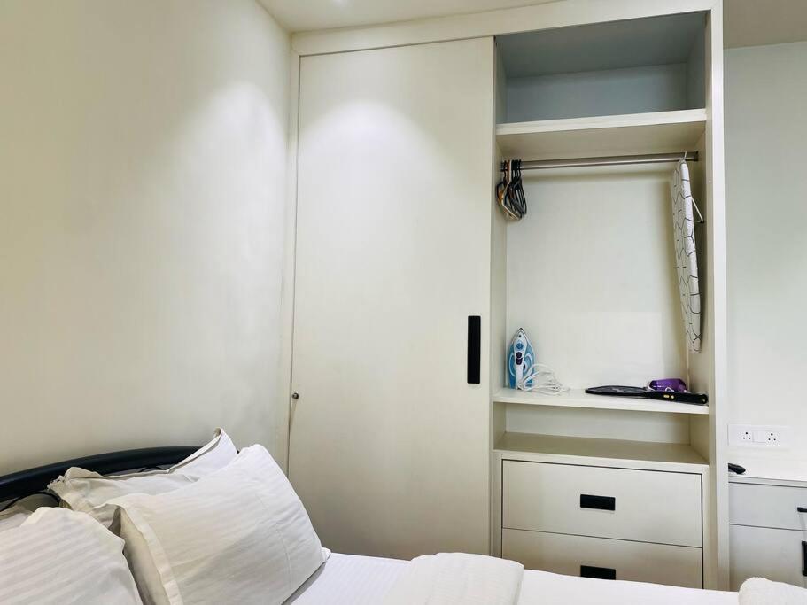 Apartment Mira Bandra W By The Company