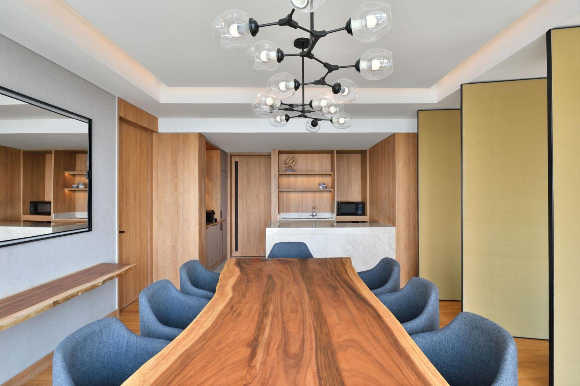 Hotel The Westin Powai 5*