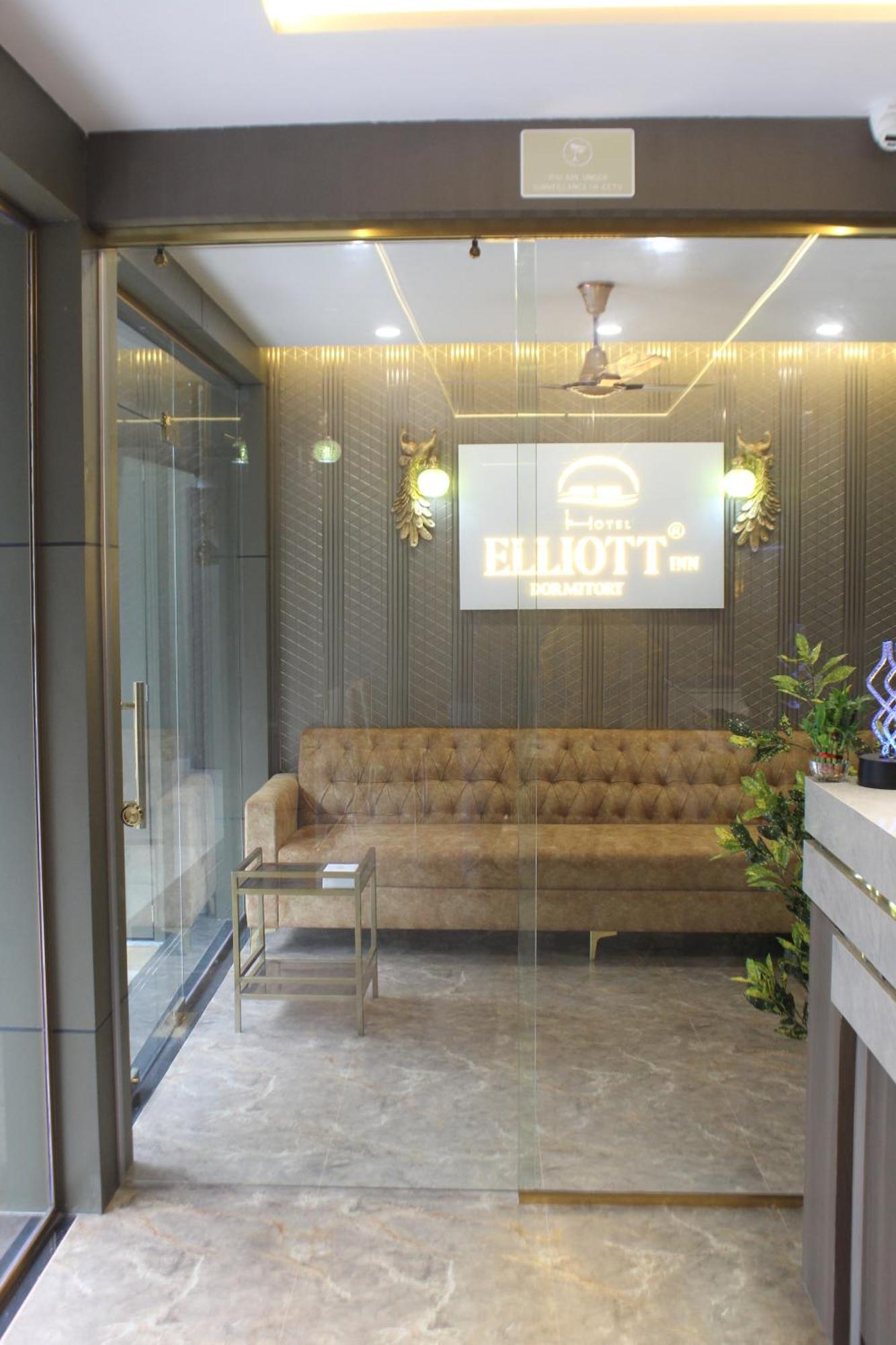 Hostel Elliott *