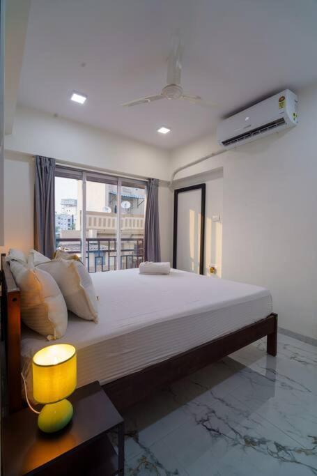 Zara 1bhk Bandra W By The Company Apartment