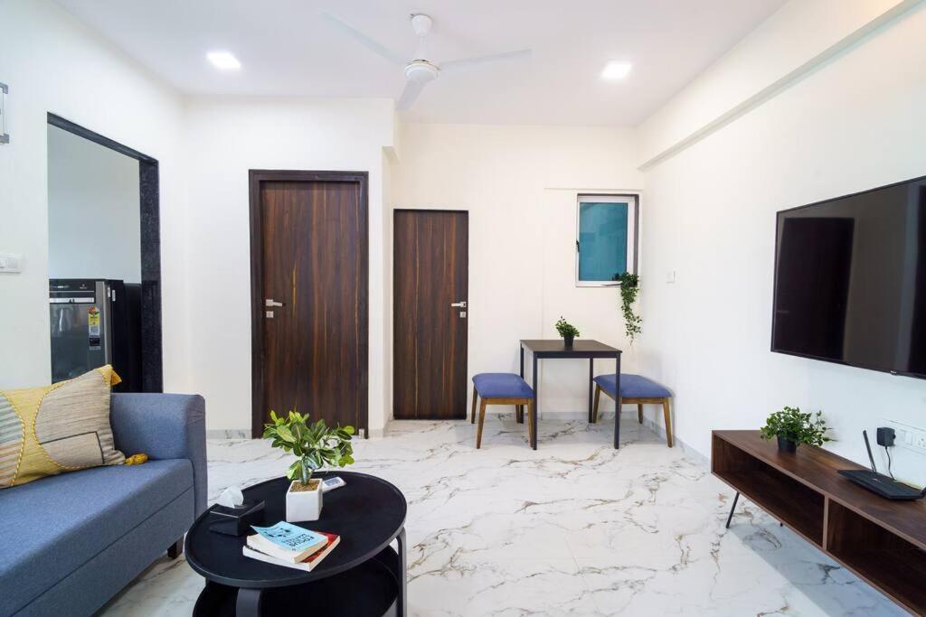 Zara 1bhk Bandra W By The Company Apartment *