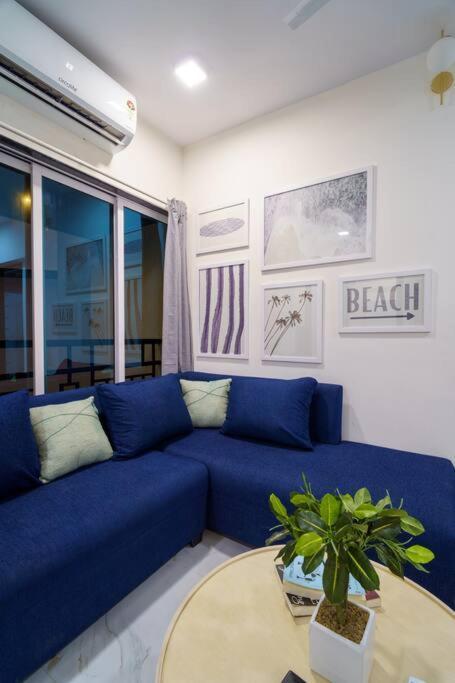 Apartment Luna 1bhk Bandra W By The Company Mumbai