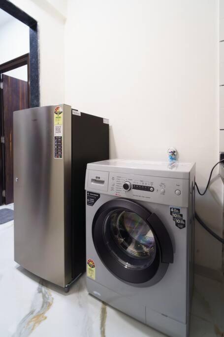 Luna 1bhk Bandra W By The Company Apartment Mumbai