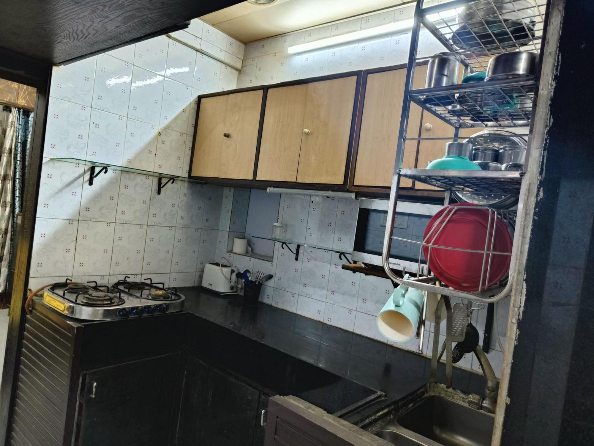 Independent Flat 2bhk In Malad West * Mumbai