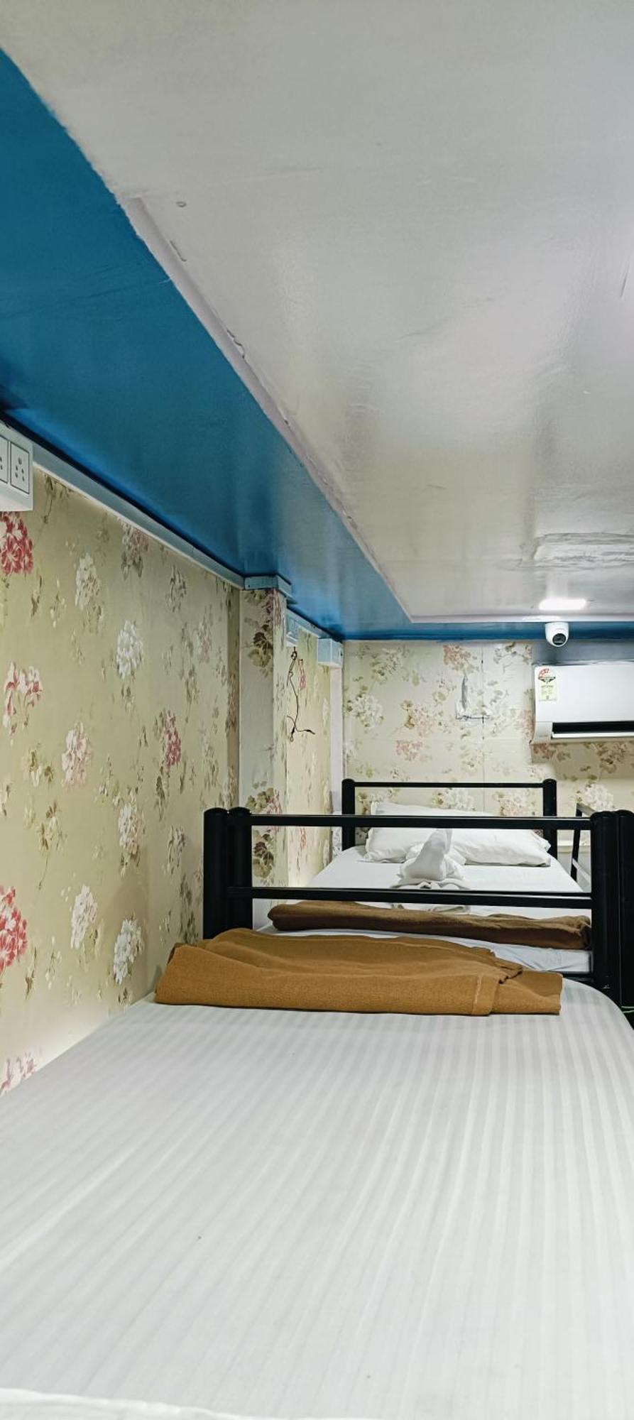 Pg Mahira 3* Mumbai
