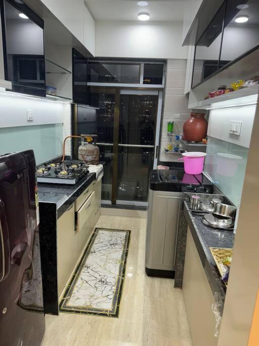 Pixiestays Goregaon West Apartment *