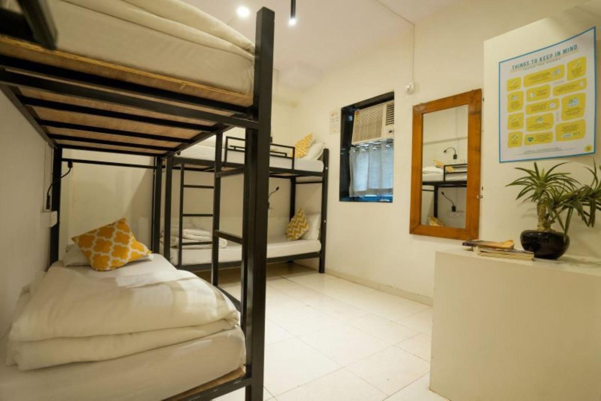 Locomo Express Hostel Mumbai
