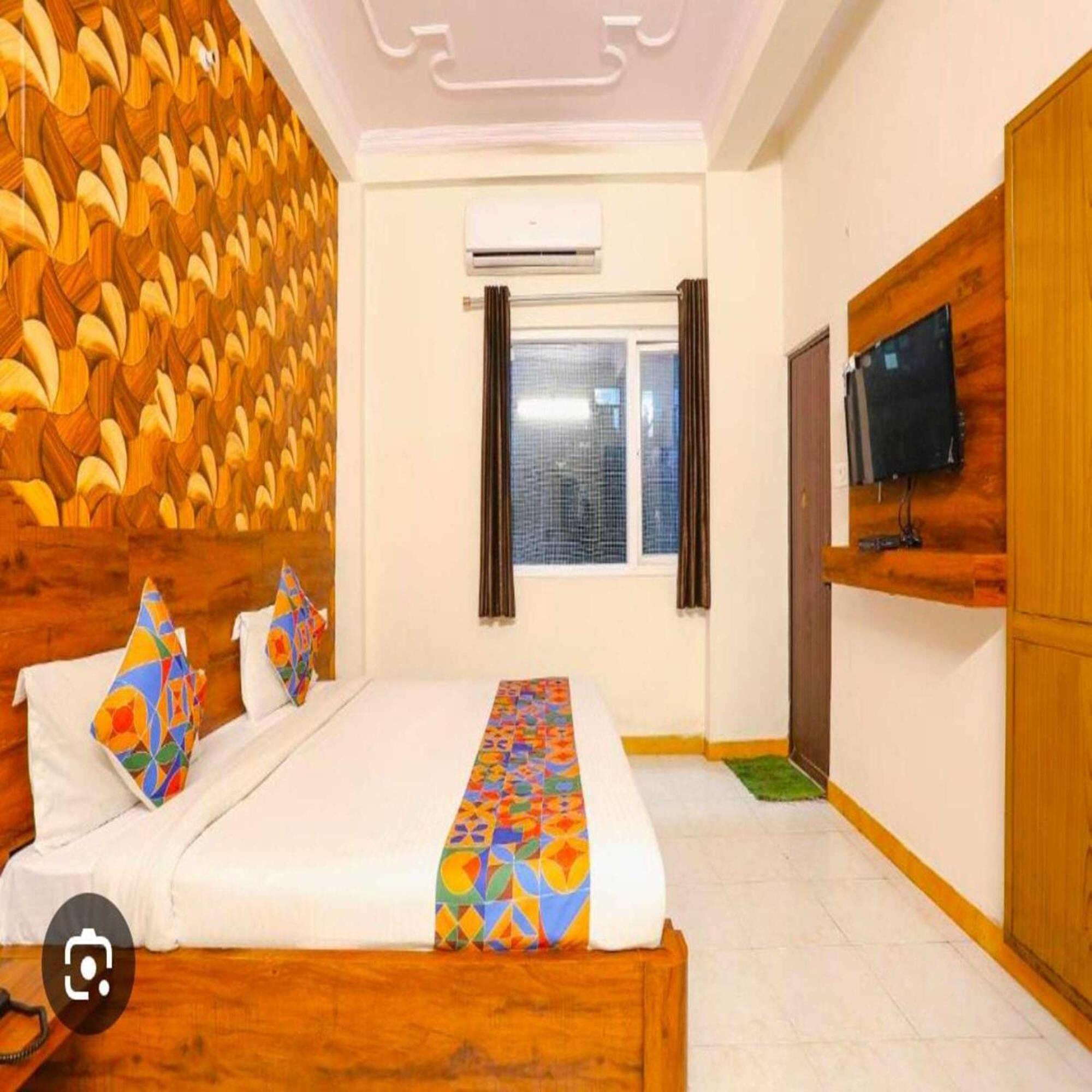 Elegant - Mohammed Ali Road Hotel Bombaim
