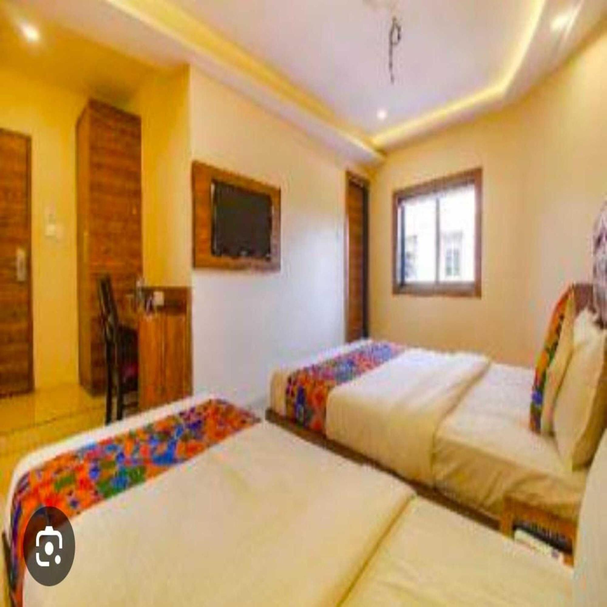 Hotel Elegant - Mohammed Ali Road