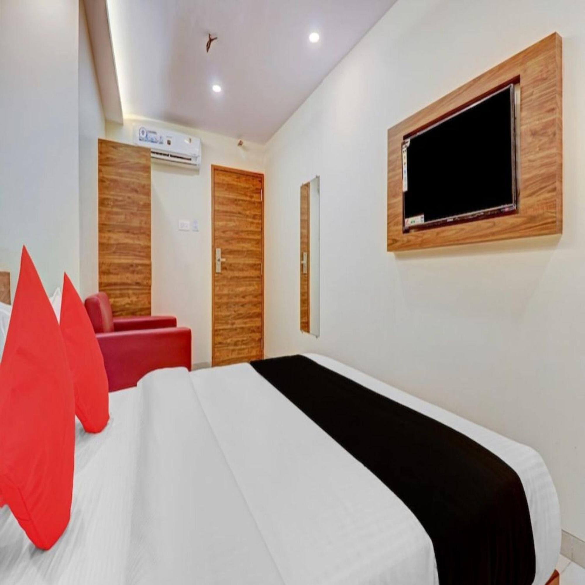 Hotel Elegant - Mohammed Ali Road Bombaim