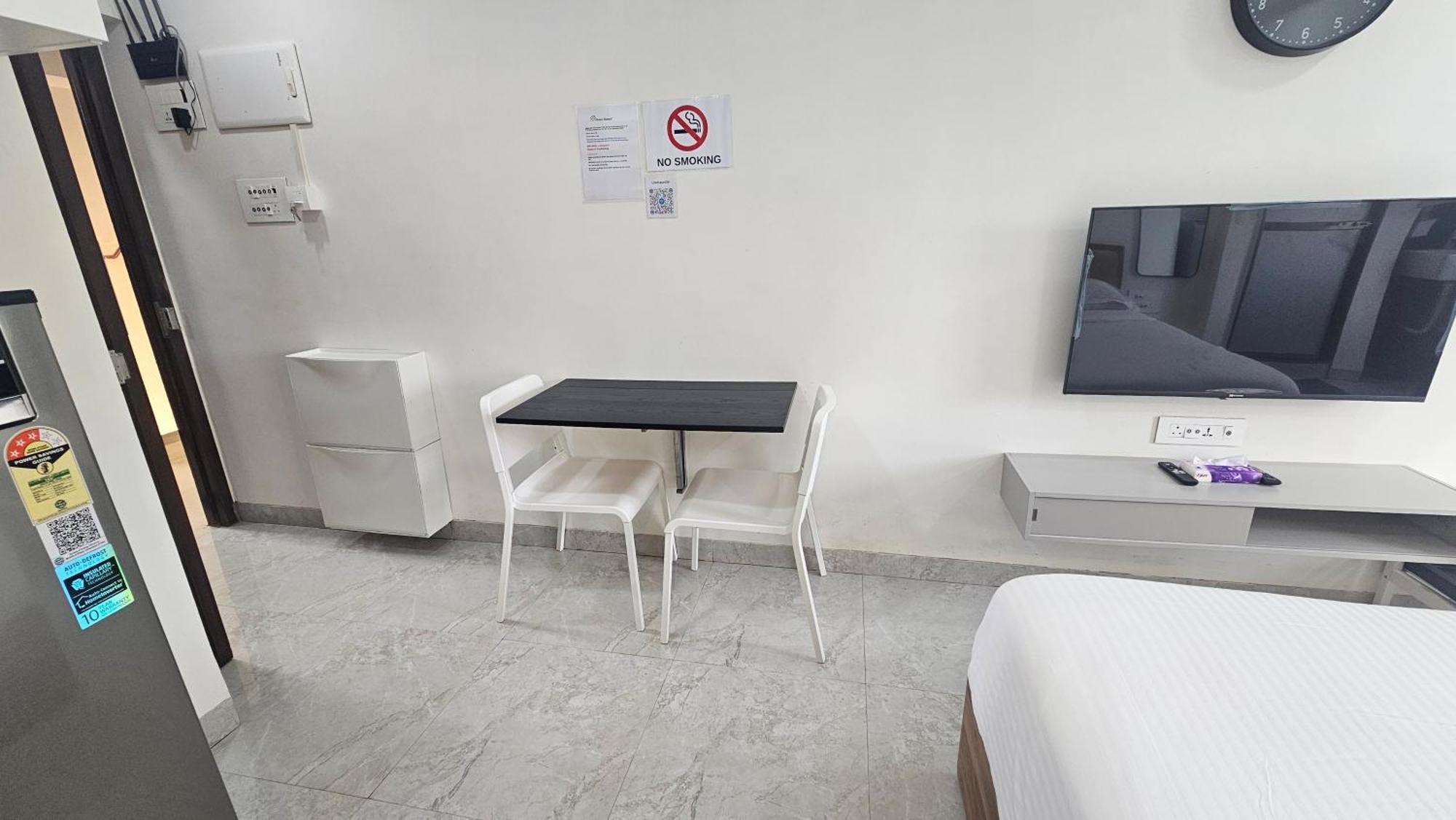 Lite - Khar West Apartamento