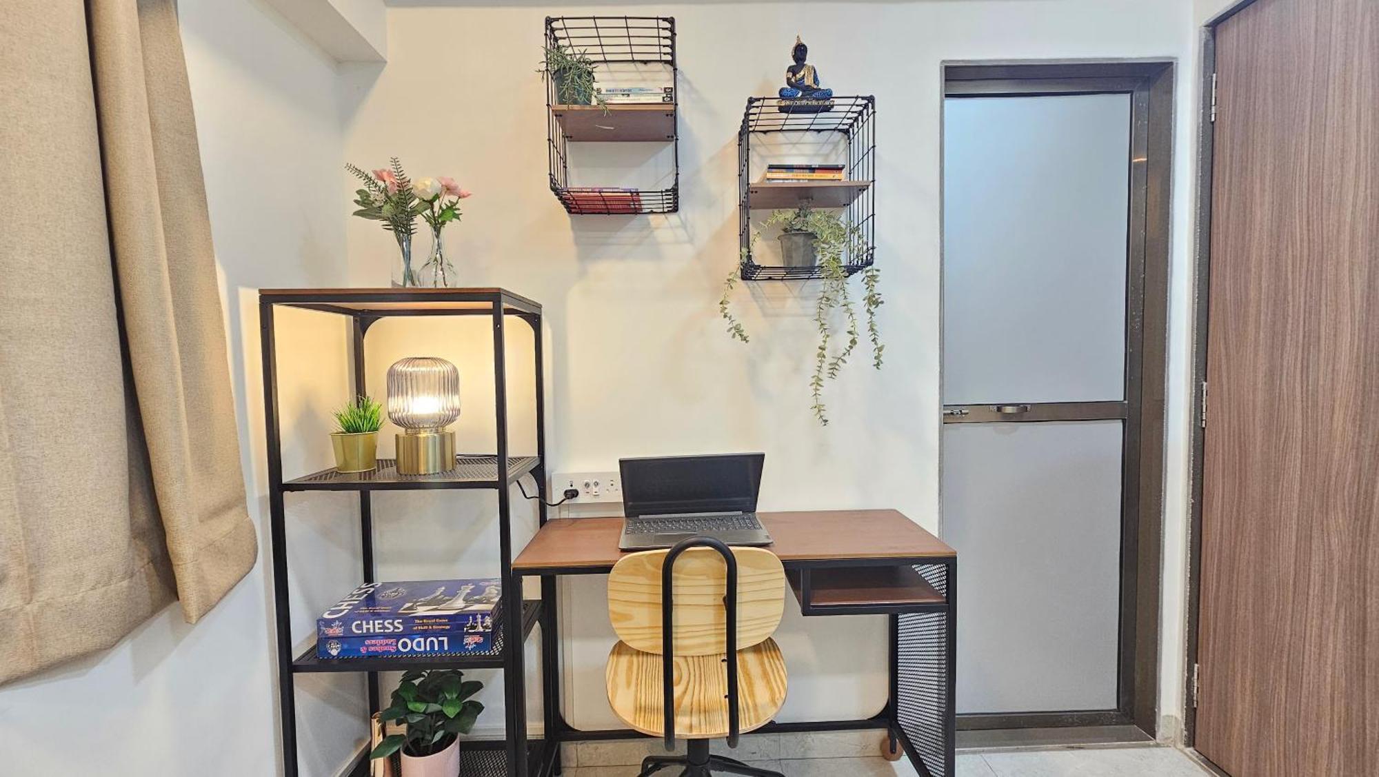 Lite - Khar West Apartment Mumbai