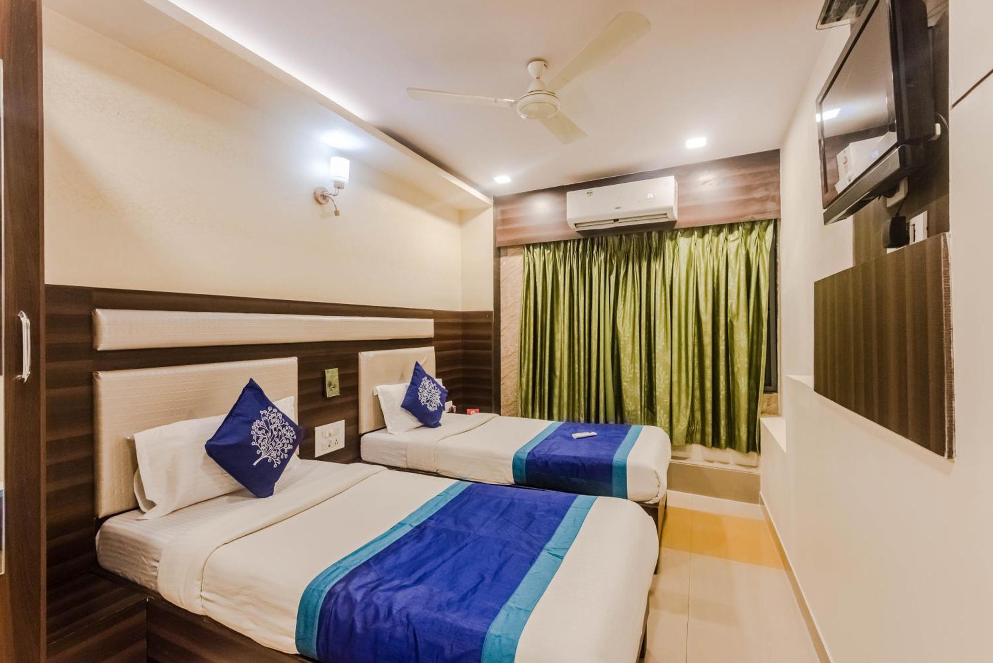 Hotel O Royal Grand Near Chhatrapati Shivaji International Airport