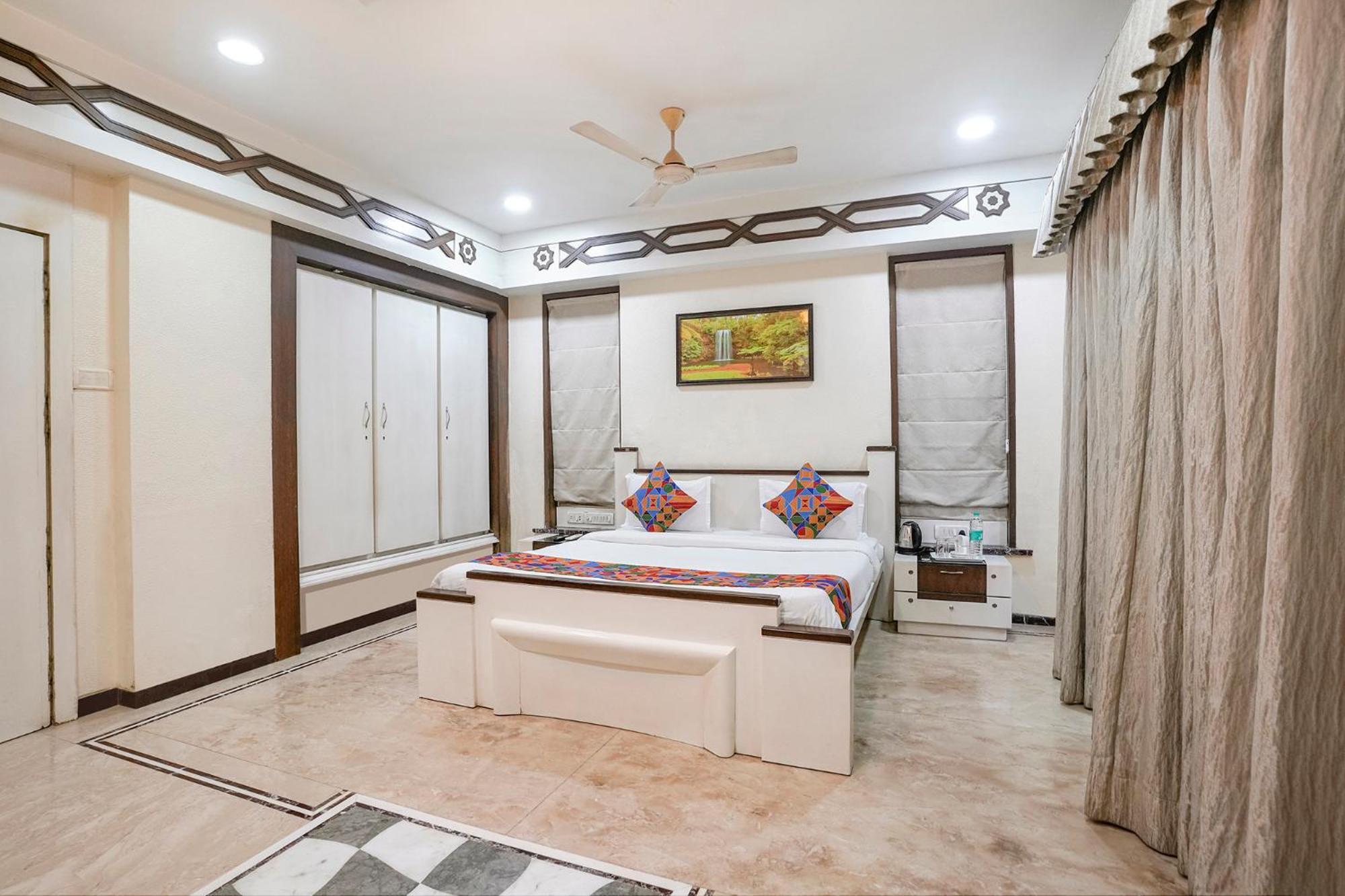 Hotel Fabhotel Welcome Apartments - Nr Mumbai International Airport Mumbai