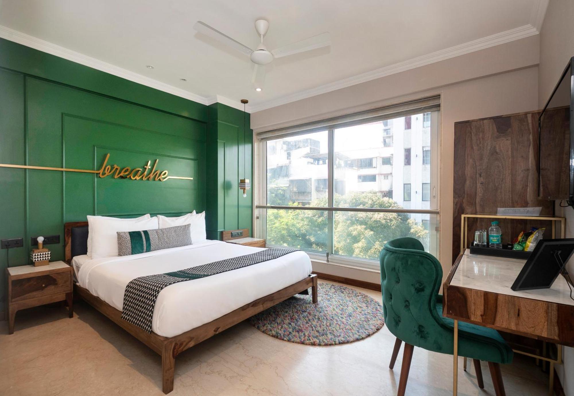 Theory9 Premium Service Bandra Apartment *