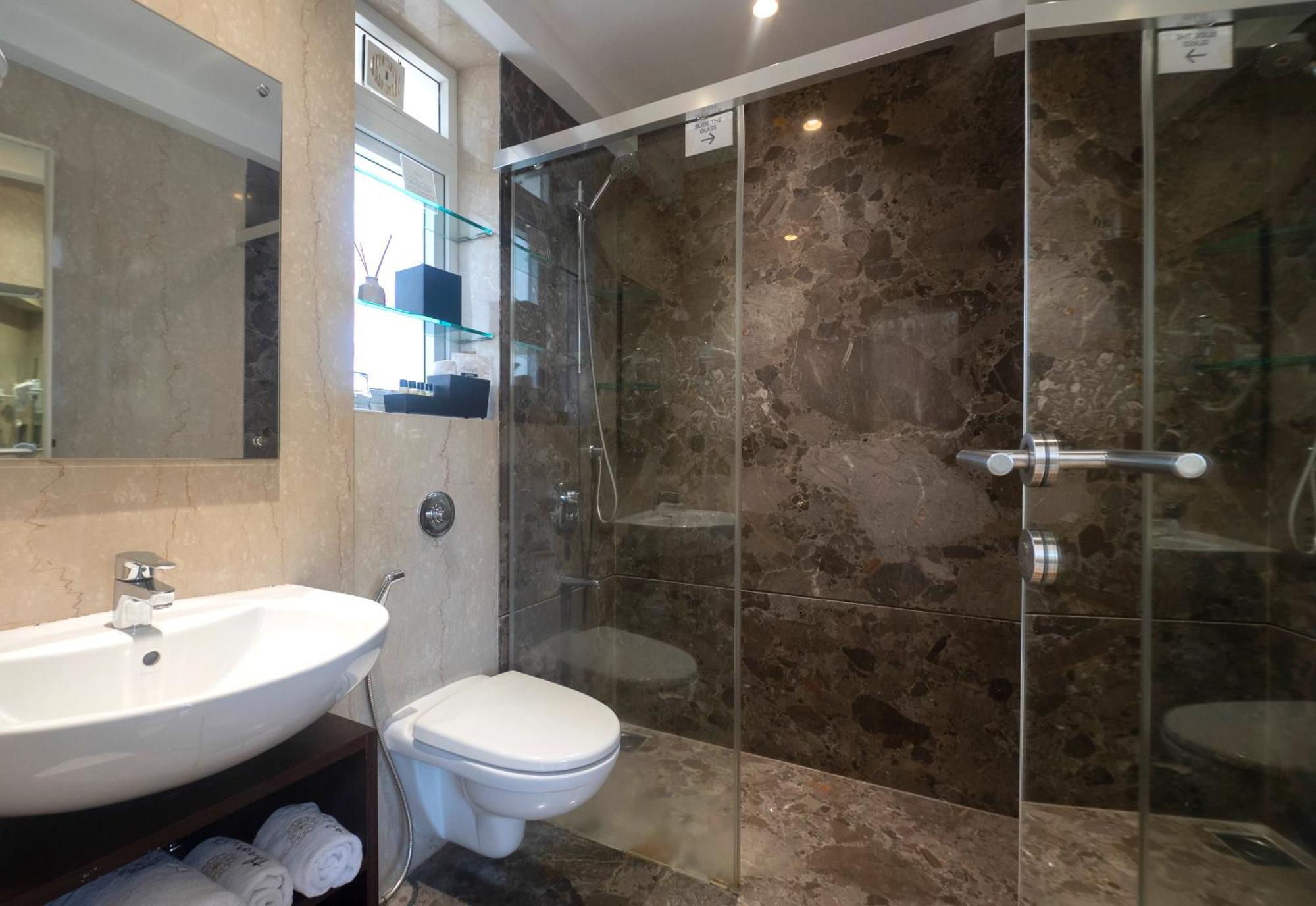 Theory9 Premium Service Bandra Apartment Mumbai
