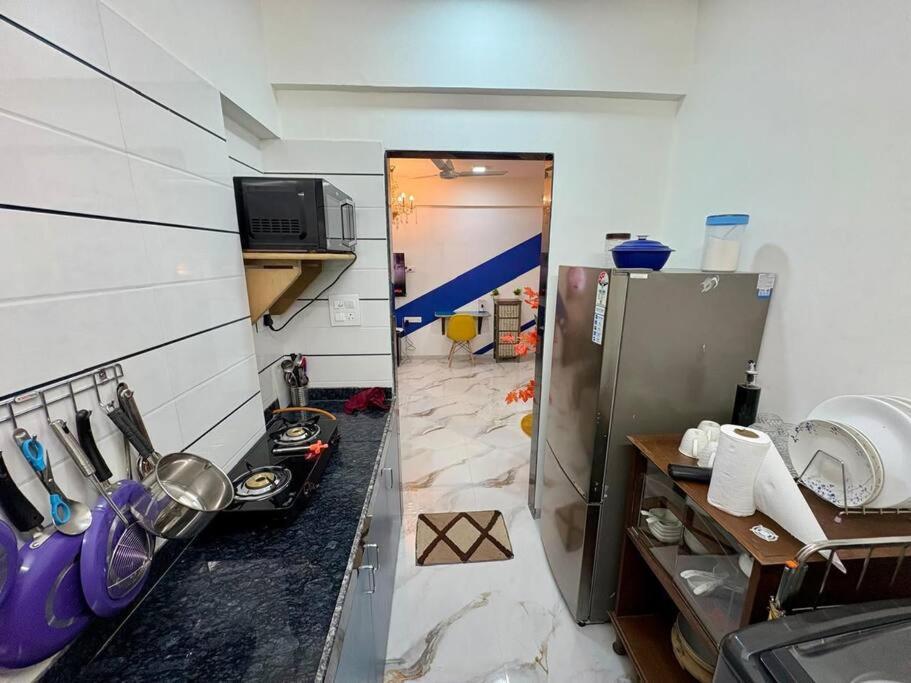 Cozy 1bhk With View In Bandra West * Mumbai