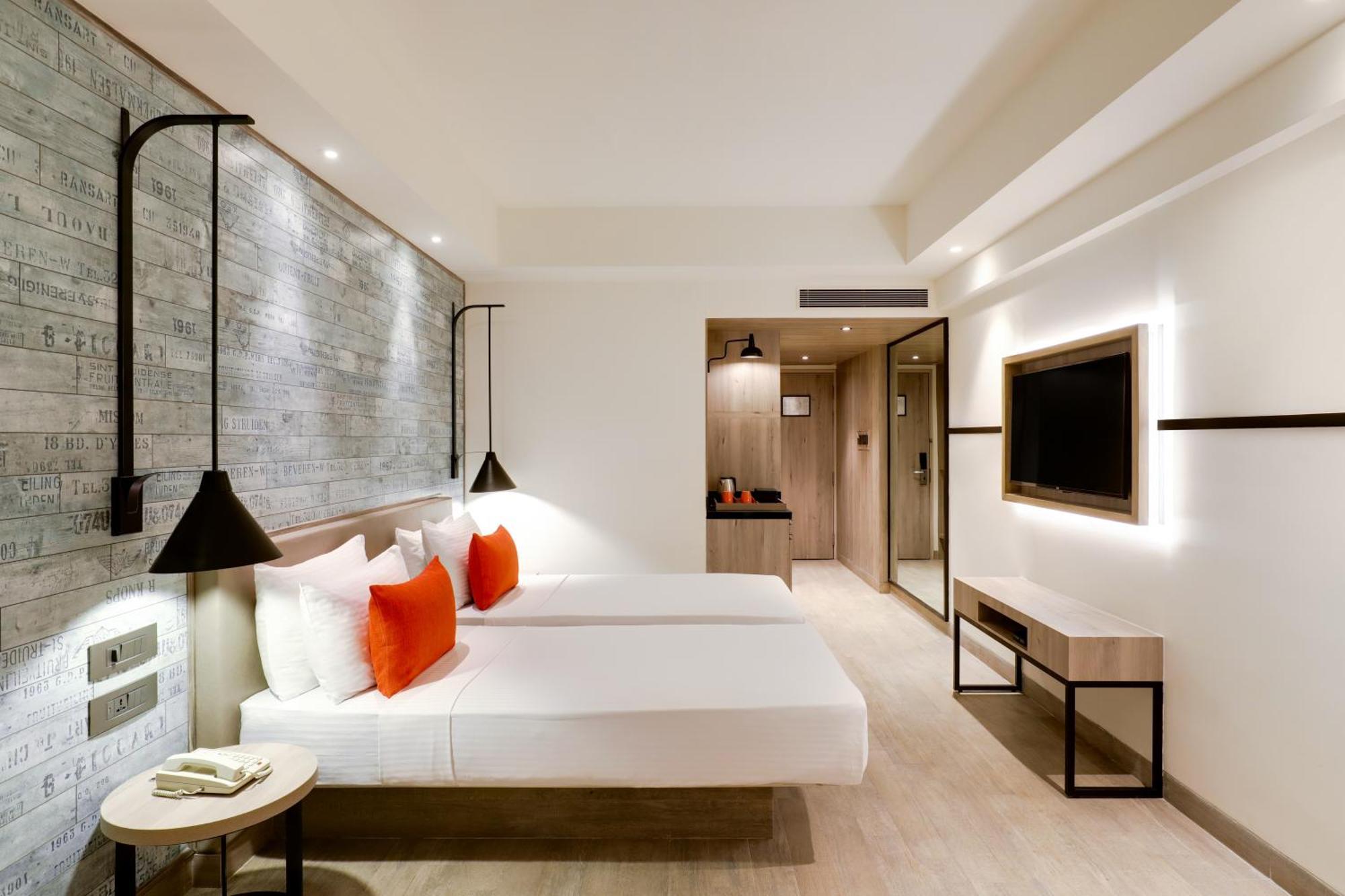 Hotel Lemon Tree Premier, International Airport Mumbai