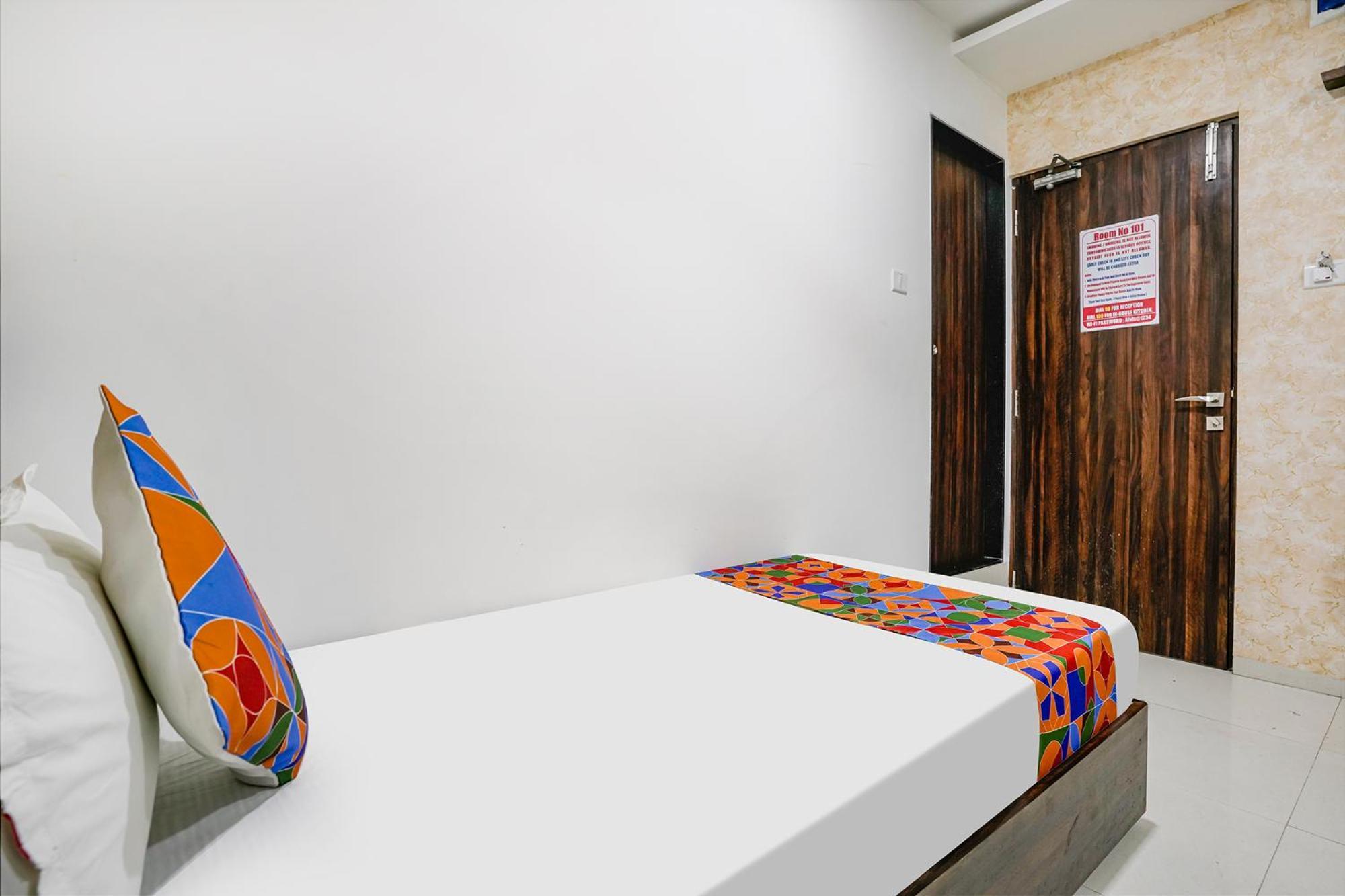 Fabhotel Elvis - Nr International Airport Hotel Bombaim