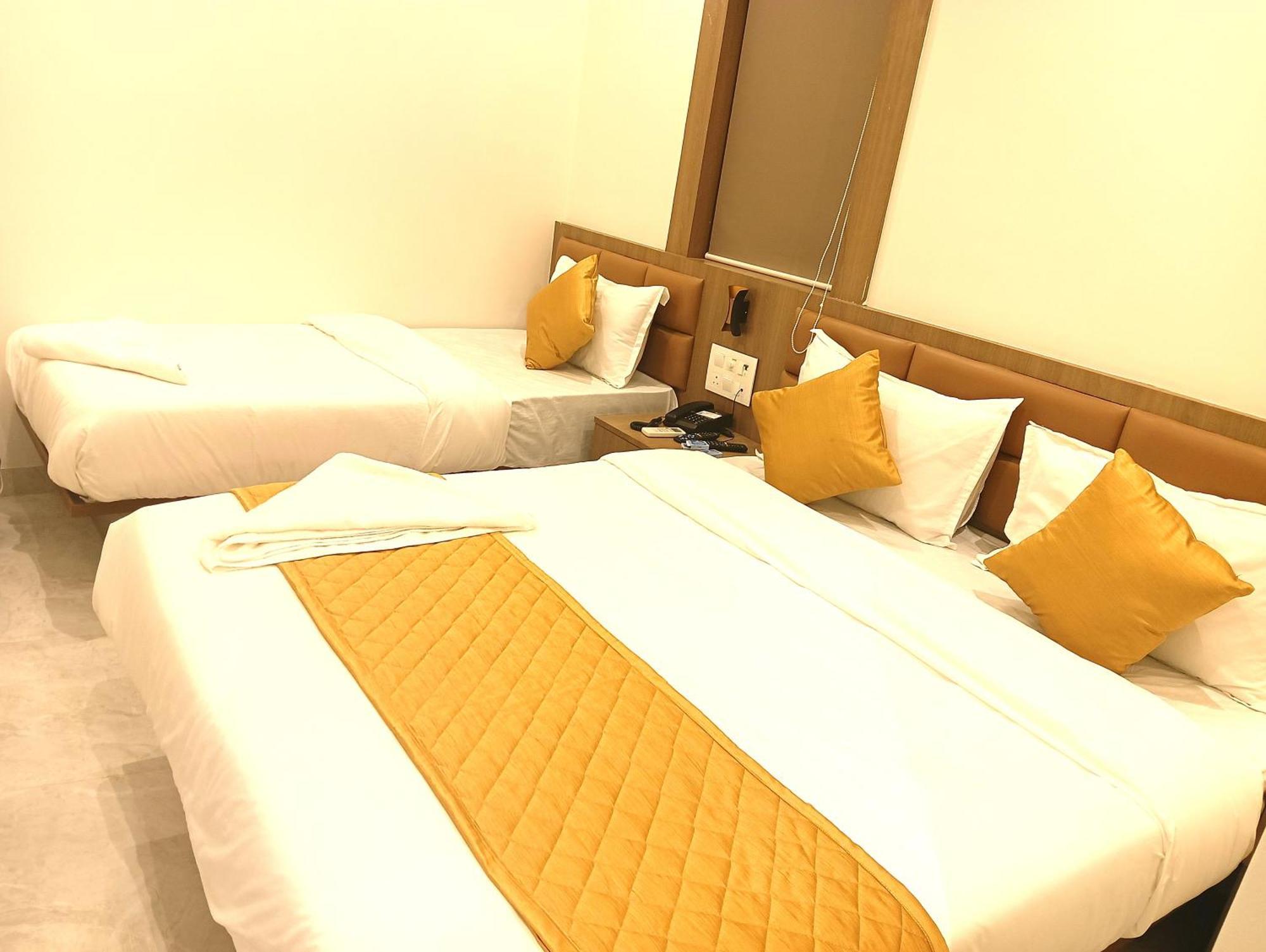 Enigma Hotel 3*