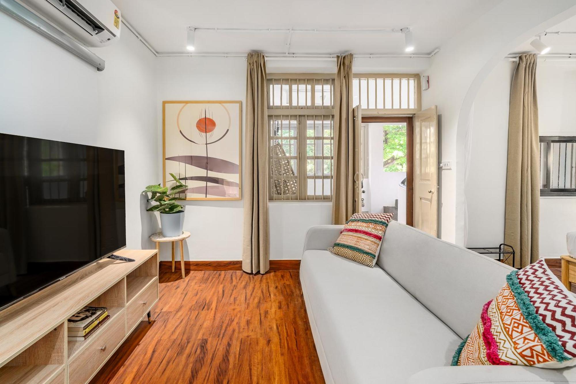 48b By The Company Apartment