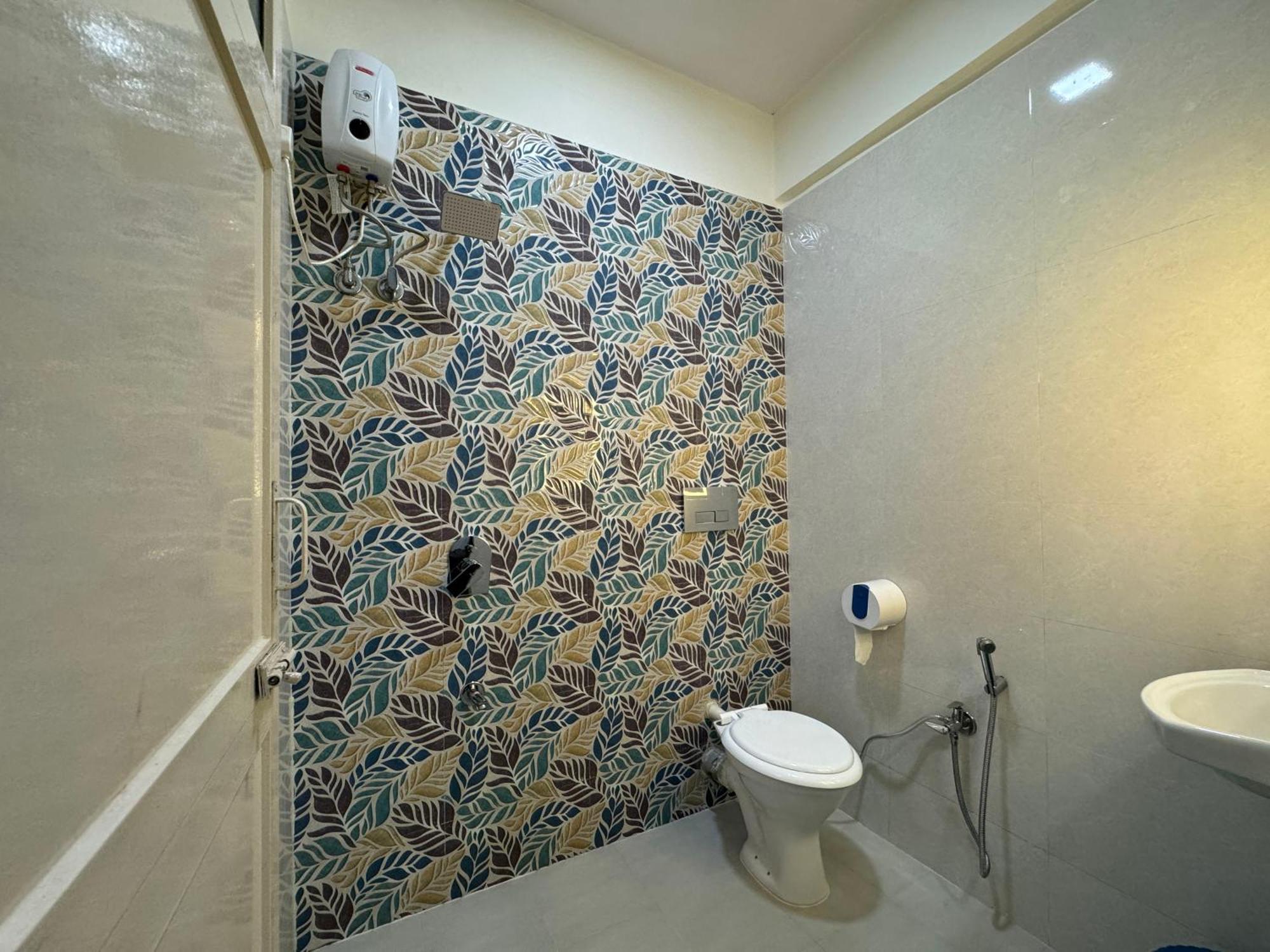 Osi Kurla West Apartment *