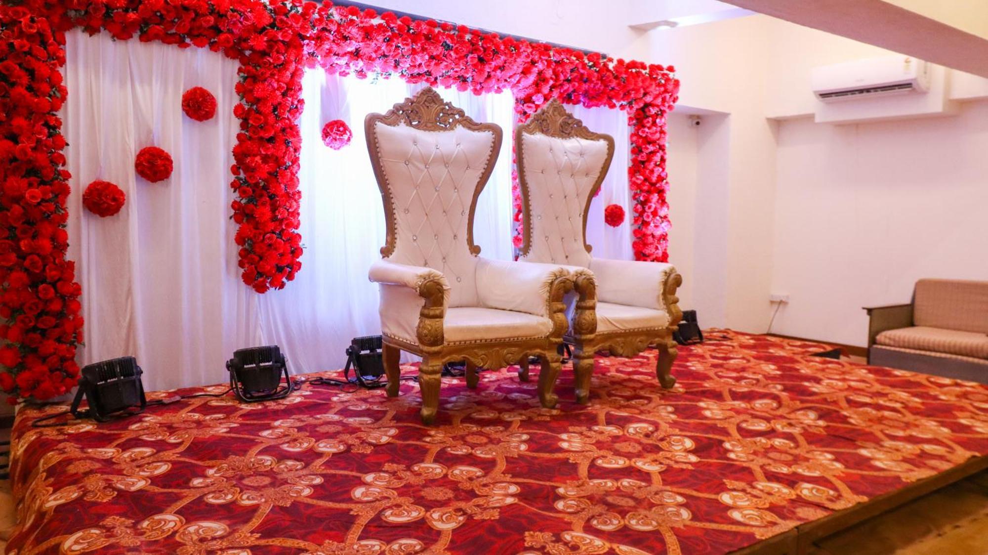 Hotel Tuliip Residency