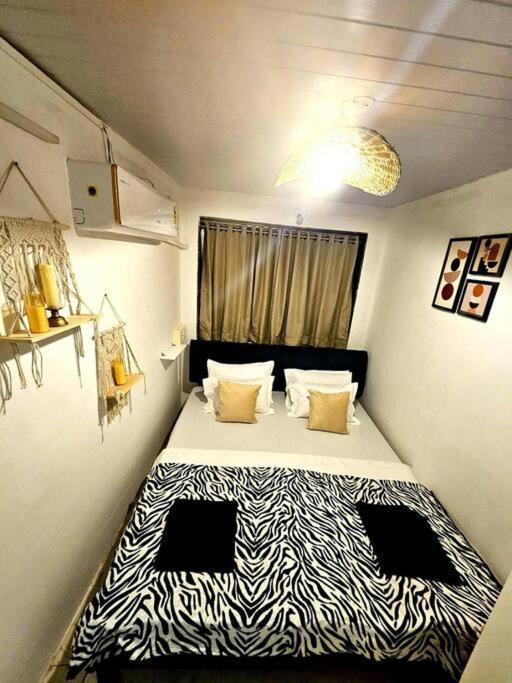 Apartment The Pali Nook, Cozy Bandra Escape Mumbai