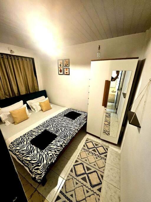 The Pali Nook, Cozy Bandra Escape Mumbai
