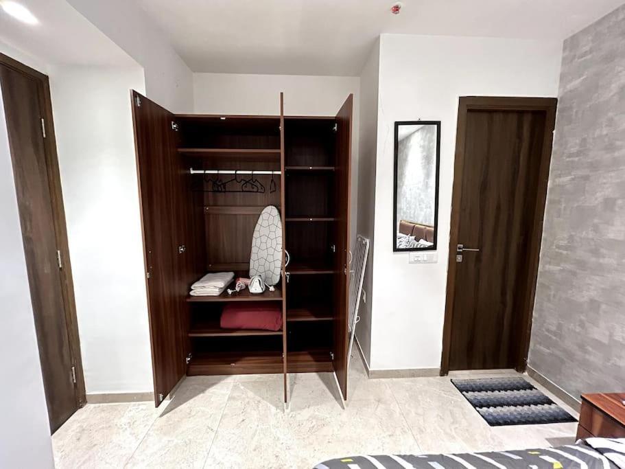 1bhk In Hiranandani Powai D Apartment *